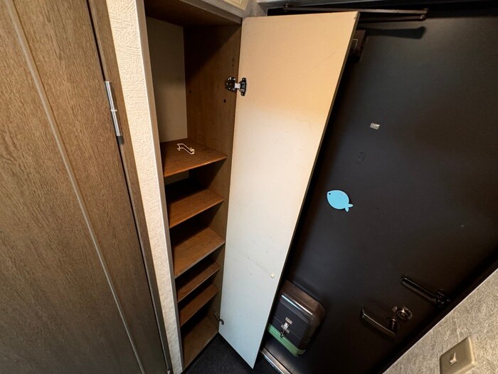 物件内観写真14　(靴箱)