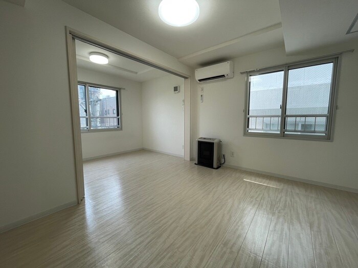 物件内観写真18　(居室)