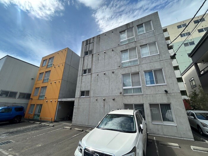 物件外観写真2　(外観写真)