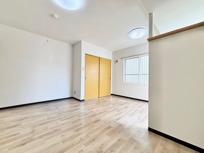物件内観写真10　(居室)