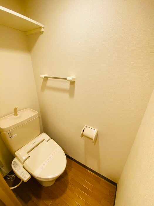 物件内観写真13　(トイレ)