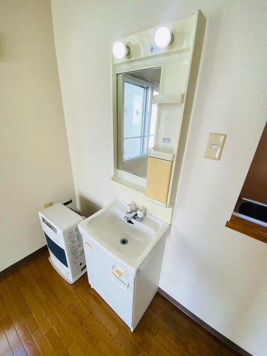 物件内観写真14　(洗面)