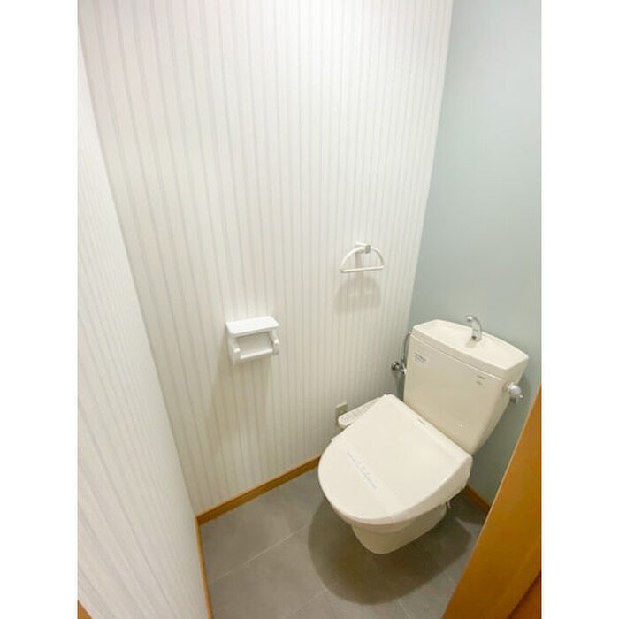 物件内観写真11　(トイレ)
