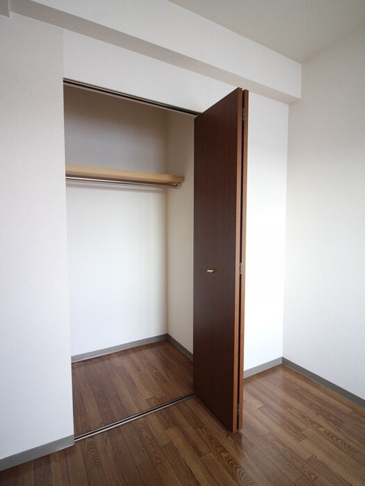 物件内観写真11　(収納)