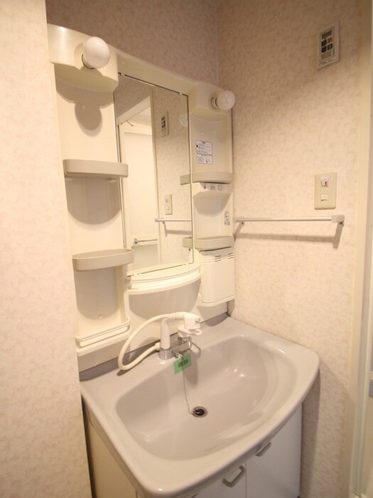 物件内観写真13　(洗面)