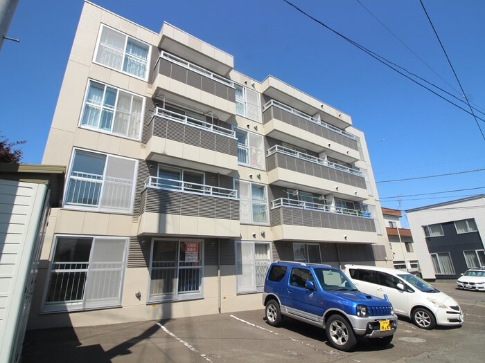 物件外観写真1　(外観写真)