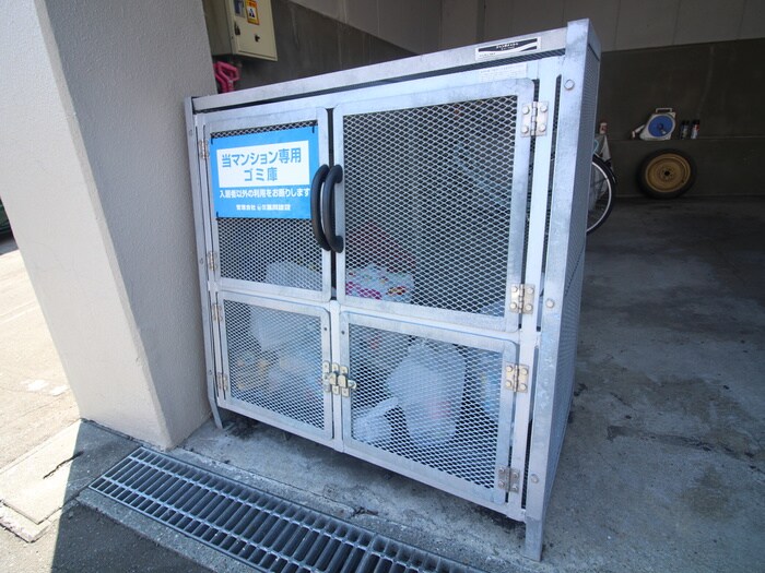 物件外観写真6　(建物設備)