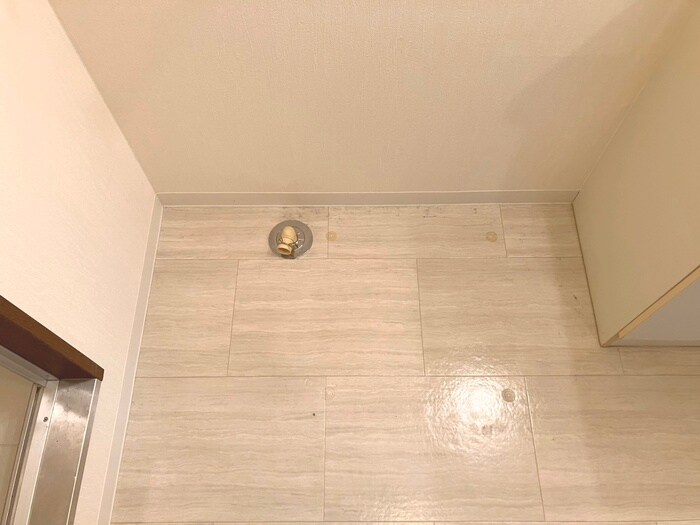 物件内観写真19　(洗濯機置場)