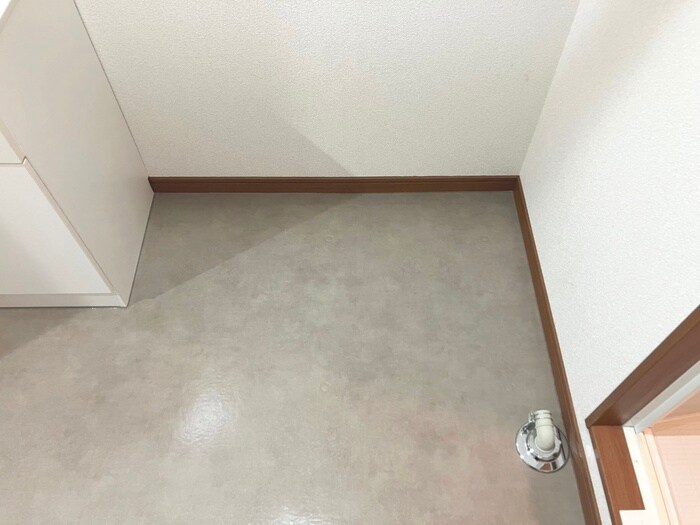 物件内観写真19　(洗濯機置場)