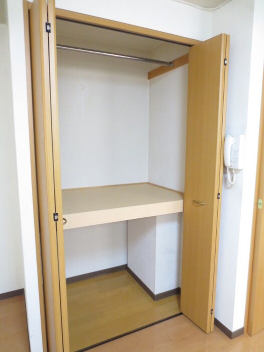 物件内観写真10　(収納)