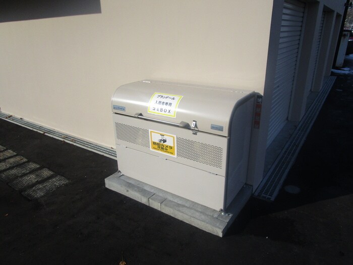 物件外観写真6　(建物設備)