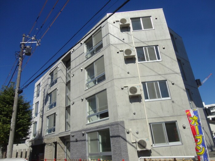 物件外観写真2　(外観写真)