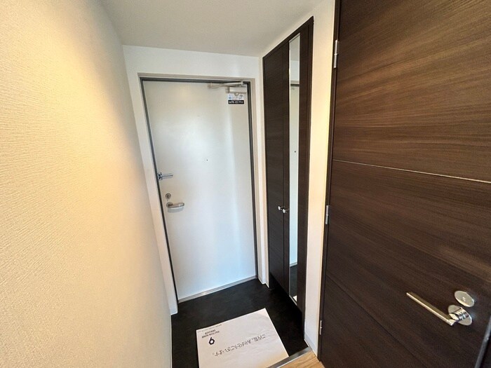 物件内観写真19　(玄関)
