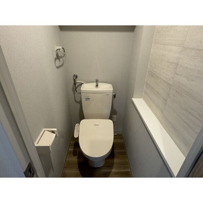 物件内観写真9　(トイレ)