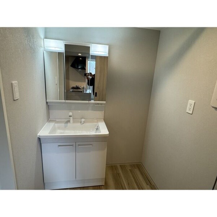 物件内観写真10　(洗面)