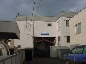 ７条ｴｽﾋﾞｰﾊｲﾂ外観写真