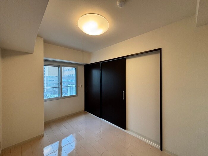 物件内観写真11　(居室)