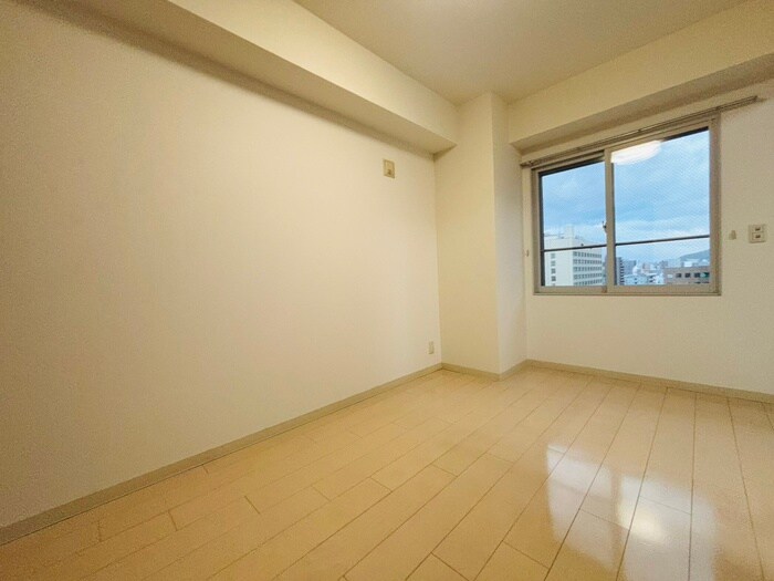 物件内観写真13　(居室)