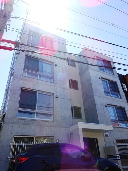 アドヴァンス山の手外観写真