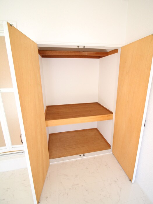 物件内観写真8　(収納)