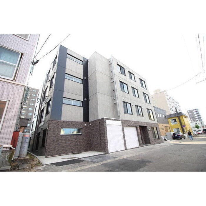 物件外観写真2　(外観写真)