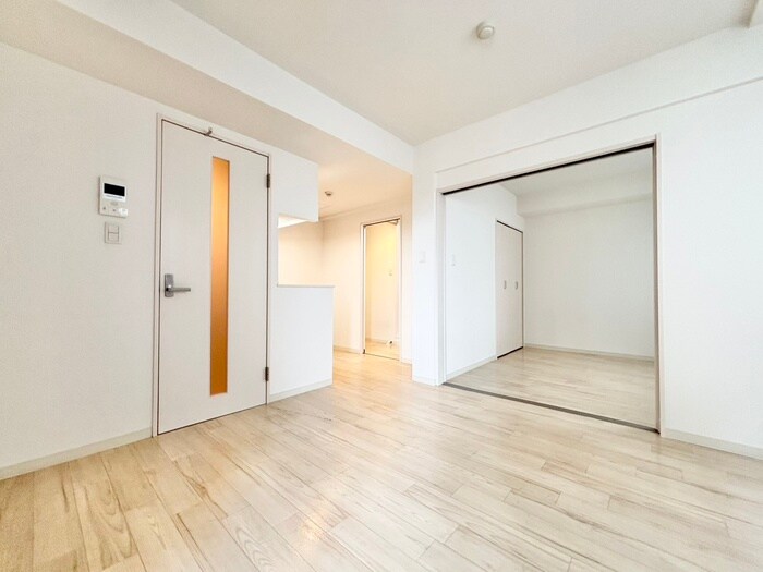 物件内観写真8　(居室)