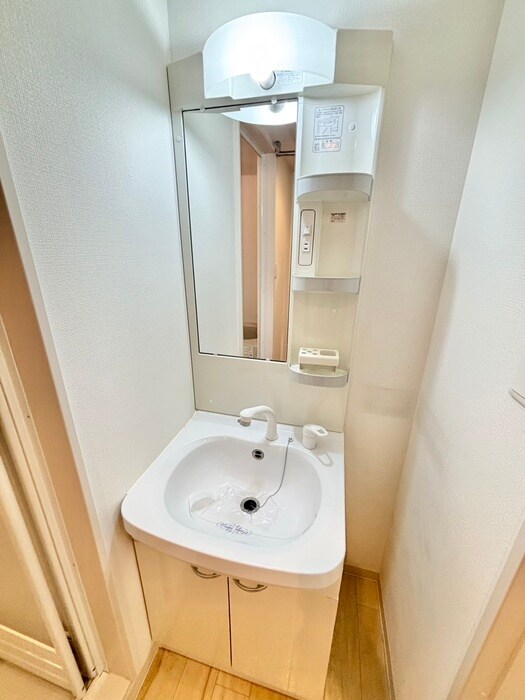 物件内観写真18　(洗面)