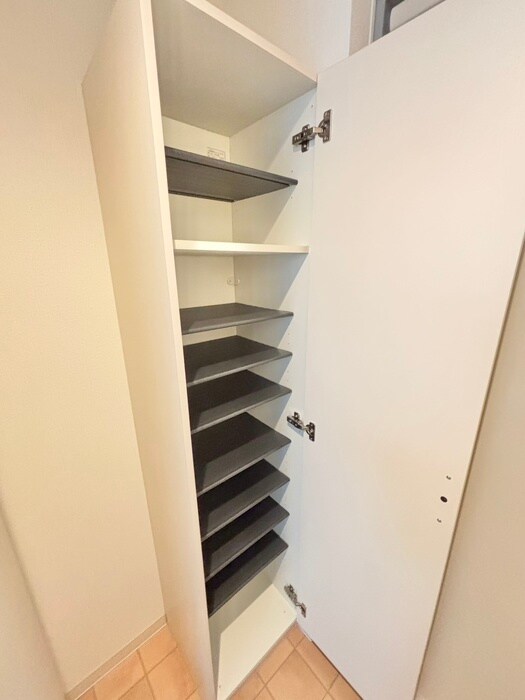 物件内観写真21　(靴箱)