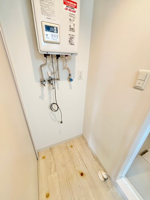 物件内観写真22　(洗濯機置場)