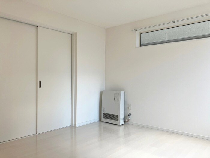 物件内観写真12　(居室)