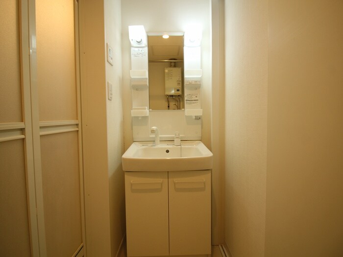 物件内観写真13　(洗面)