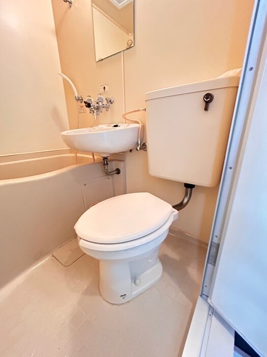 物件内観写真13　(トイレ)