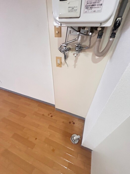 物件内観写真19　(洗濯機置場)