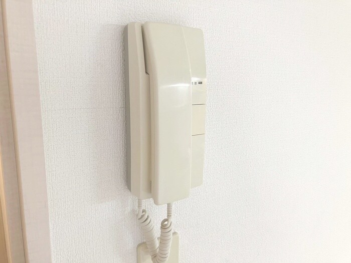 物件内観写真11　(室内からの展望)