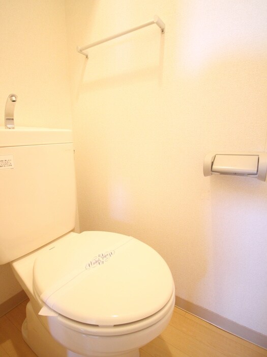 物件内観写真15　(トイレ)