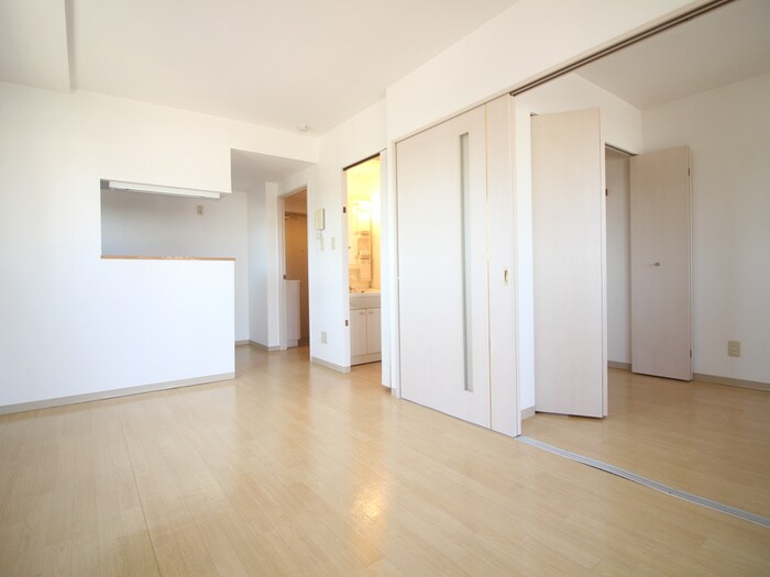 物件内観写真18　(居室)