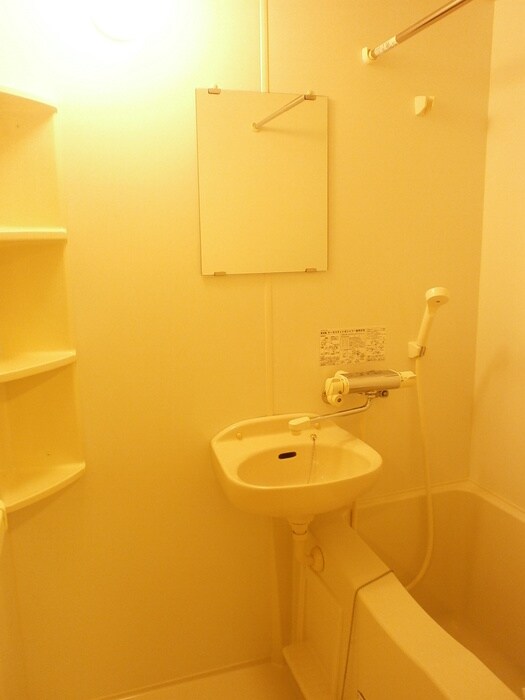 物件内観写真12　(バス／シャワールーム等)