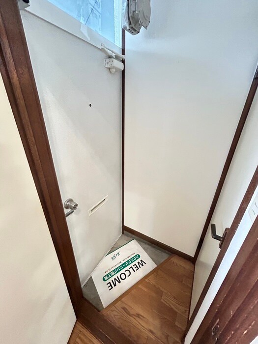 物件内観写真19　(玄関)