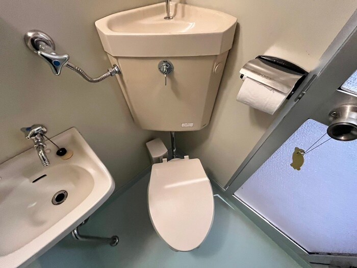 物件内観写真13　(トイレ)