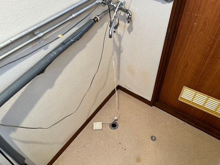 物件内観写真17　(洗濯機置場)