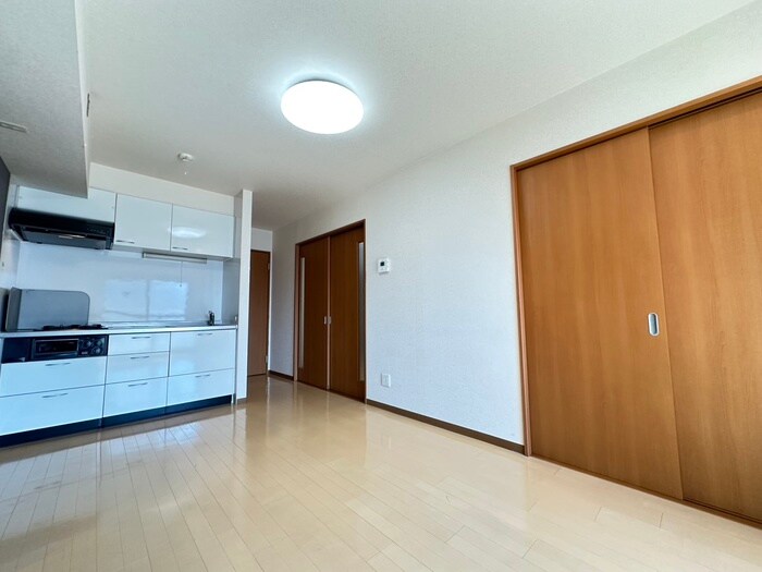 物件内観写真9　(居室)