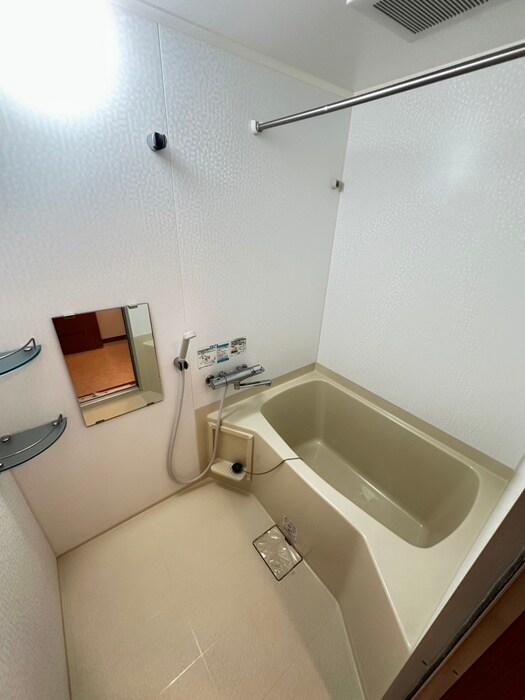 物件内観写真12　(バス／シャワールーム等)