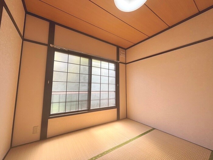 物件内観写真10　(居室)