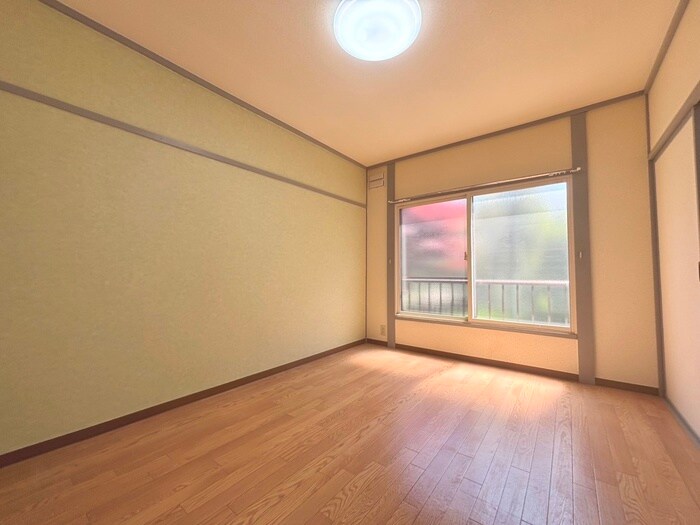 物件内観写真13　(居室)