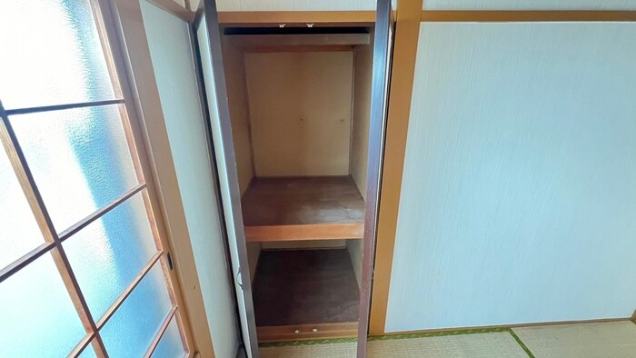 物件内観写真15　(収納)
