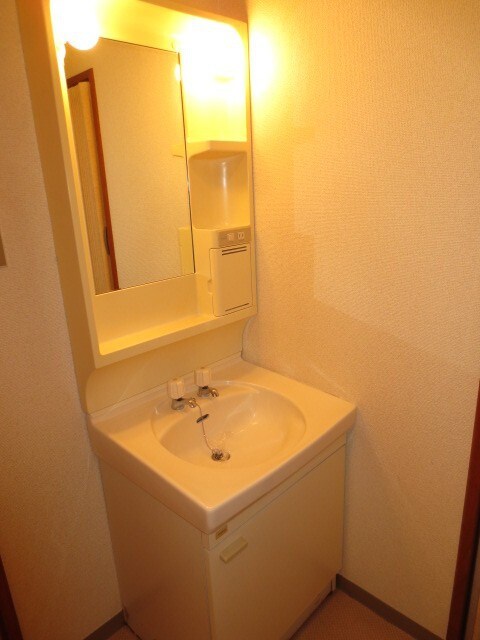 物件内観写真8　(洗面)