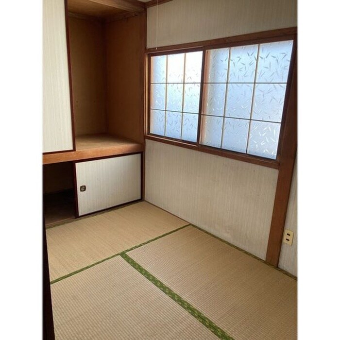 物件内観写真10　(居室)