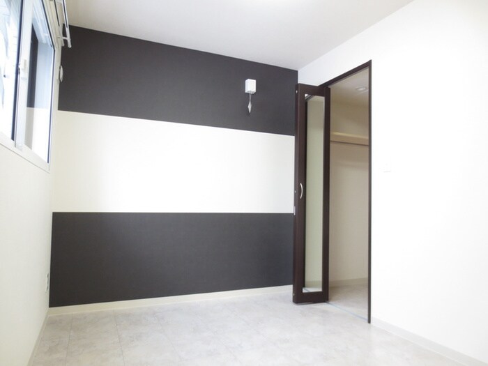 物件内観写真11　(居室)