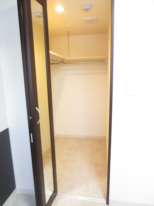 物件内観写真13　(収納)