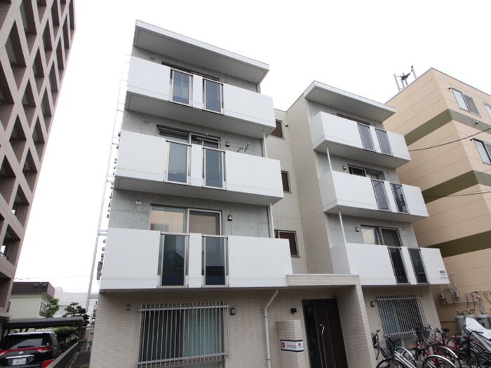 物件外観写真2　(外観写真)